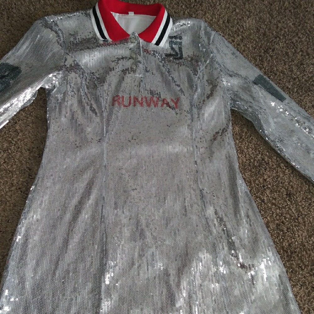 Shane Justin Runway dress Medium, Large